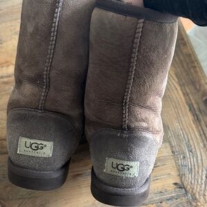 UGG brown  Suede Ankle Booties